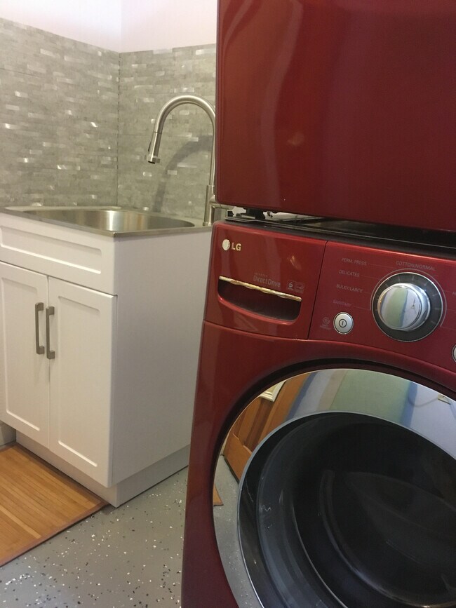 1868 Old Creamery Rd 1868 Old Creamery Rd Williston VT 05495