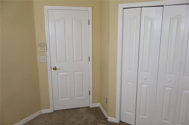 Building Photo - 3019 Pointeview Dr