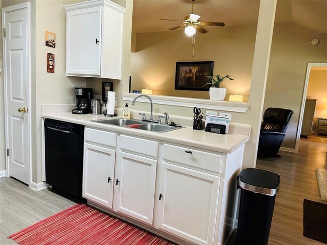 Building Photo - 1311 Mason Creek Blvd