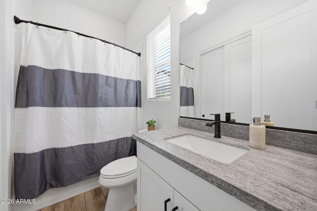 Building Photo - 4416 E Roy Rogers Rd