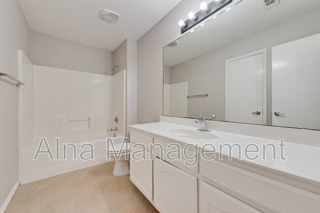 Building Photo - 1241 Kielder Cir