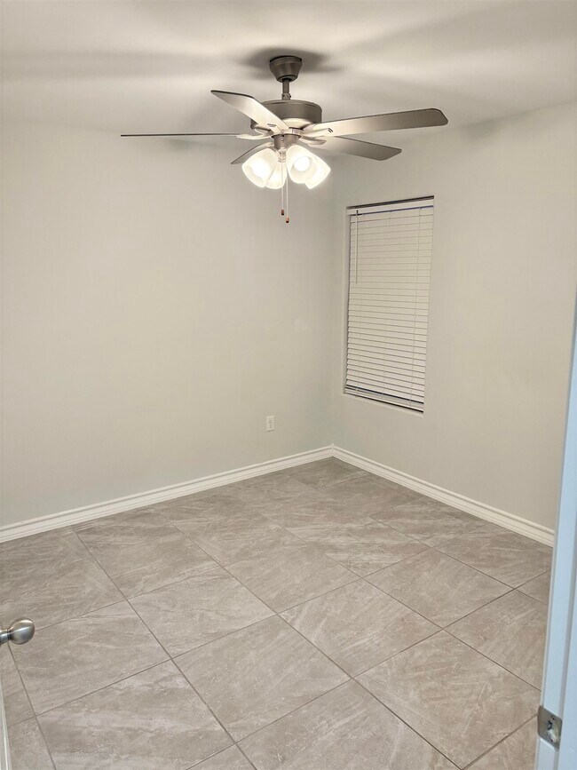 Building Photo - 5412 Capilla St