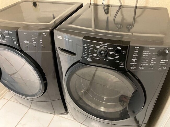 Building Photo - Westwood, Rancho Bernardo, 3/2 2 Story Home