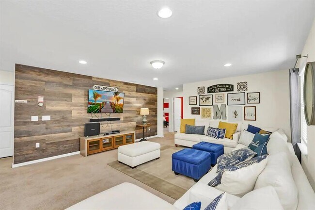 Building Photo - 8977 Rhodes St