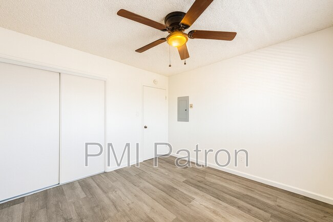 Building Photo - 4112 Green Ave