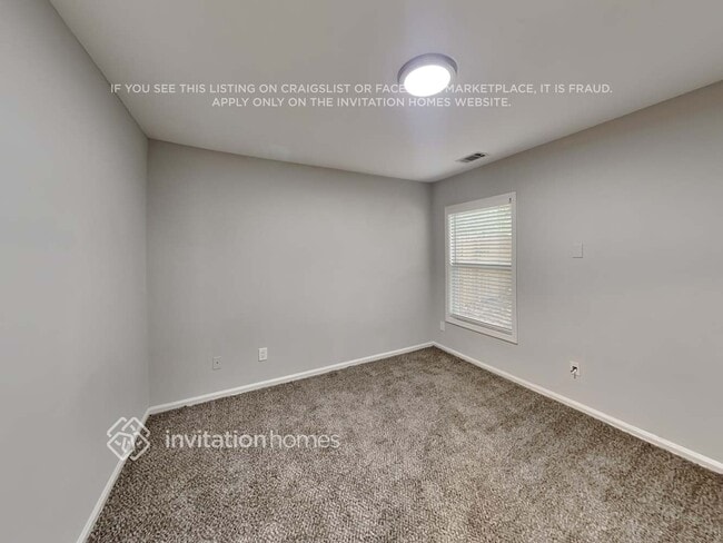 Building Photo - 2373 Walnut Tree Ln