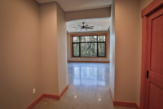 Building Photo - Private, Custom Home in Greenbank!