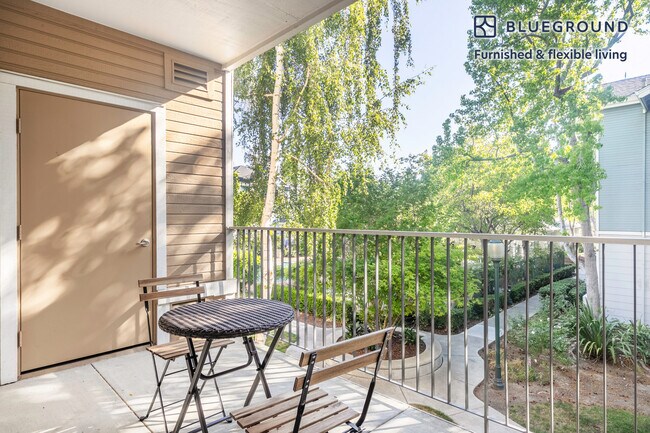 Building Photo - 1745 Nantucket Cir