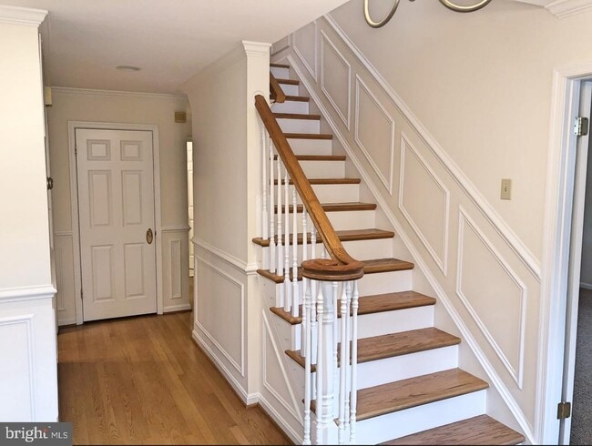 Building Photo - 7327 Yates Ct