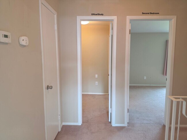 Building Photo - 918 Merritt Dr