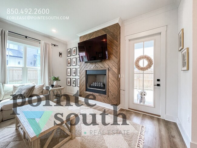 Building Photo - 13805 Red Drum Ct