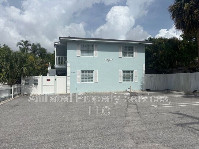 Building Photo - 5207 N Flagler Dr