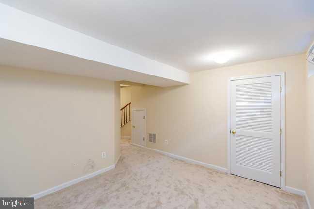 Building Photo - 1254 Corbett Pl