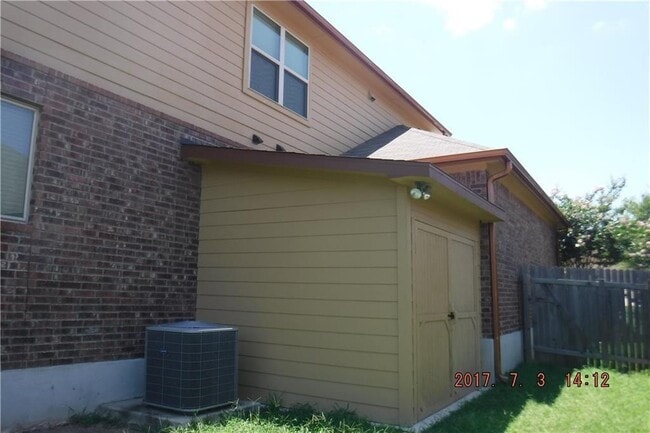 Building Photo - 1025 Fred Couples Ct