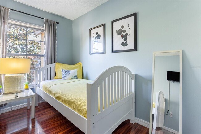 Building Photo - 2728 Sun Key Pl