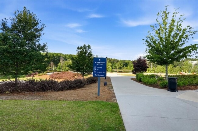 Building Photo - 2042 Juliette Ave