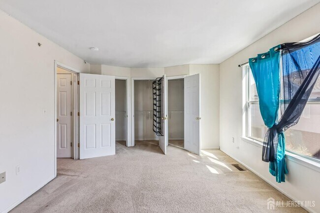 Building Photo - 544 Great Beds Ct