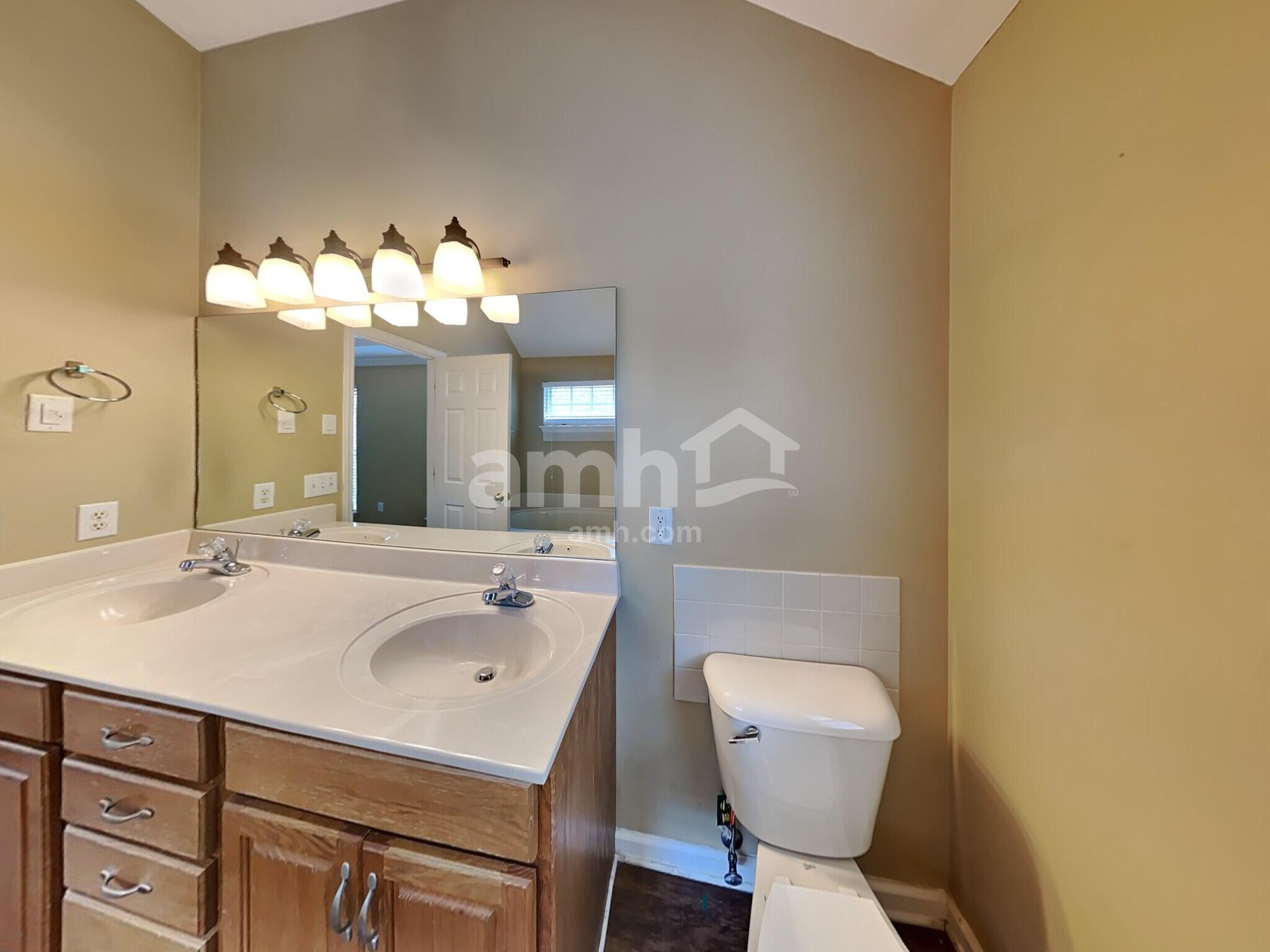 Building Photo - 5283 Catspaw Dr