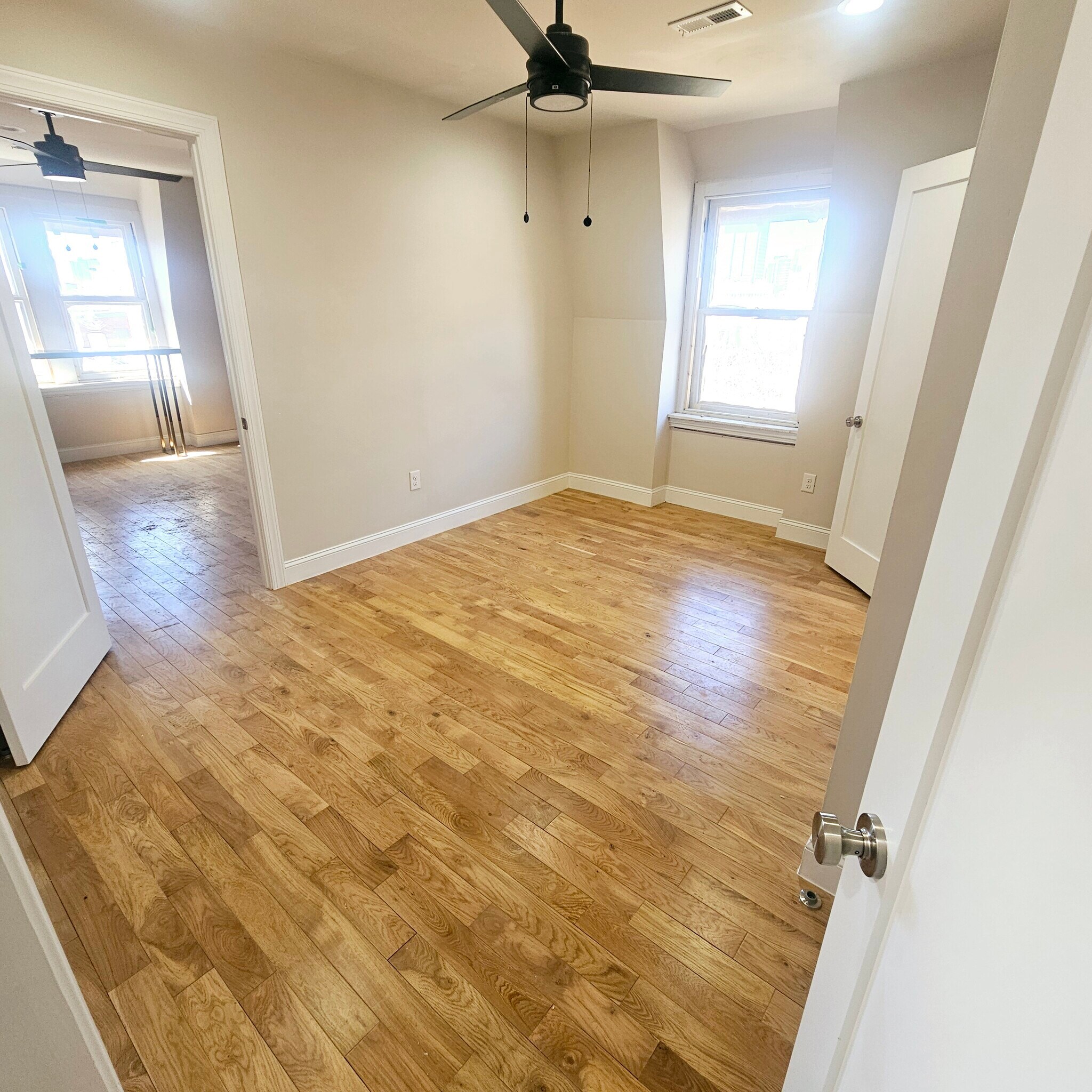 Building Photo - 333 S 21st St