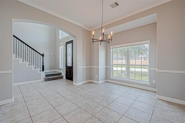 Building Photo - 30806 Academy Trace Dr