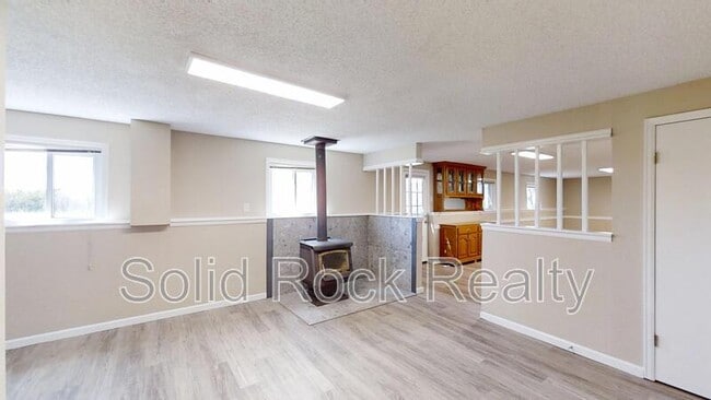 Building Photo - 18825 Spring Valley Rd