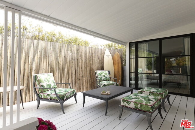 Building Photo - 29500 Heathercliff Rd