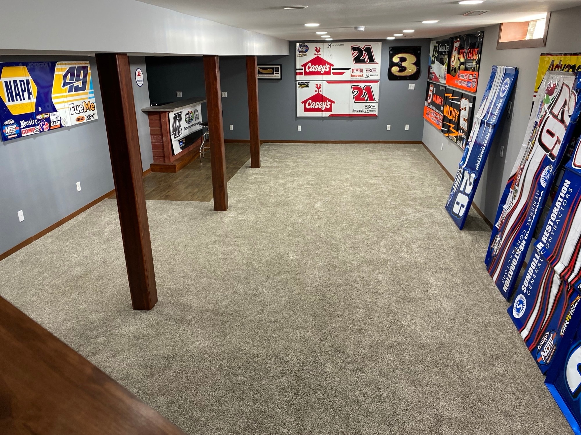 Building Photo - 808 Davis St