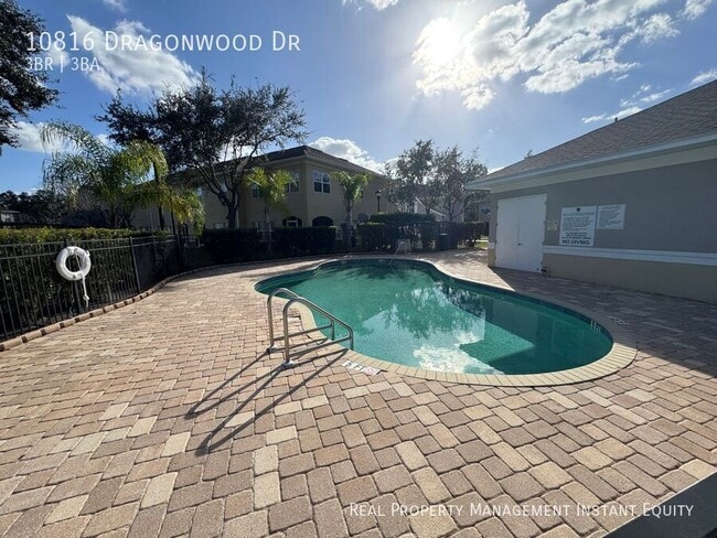 Building Photo - 10816 Dragonwood Dr