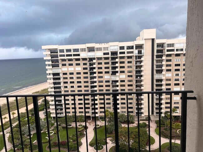 Building Photo - 5100 N Ocean Blvd