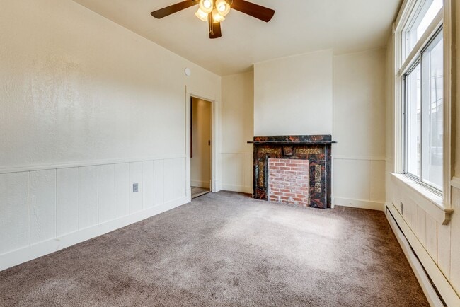 Building Photo - 709-711 Industry St