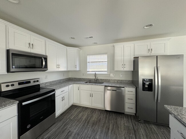 Building Photo - 2128 Middlebridge Ct