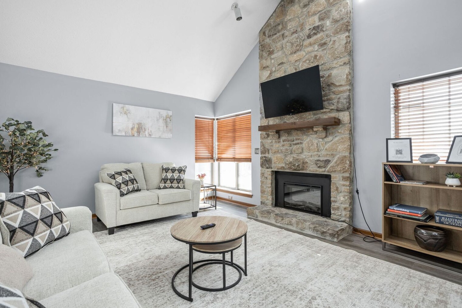 Building Photo - 7542 Higdon Ct