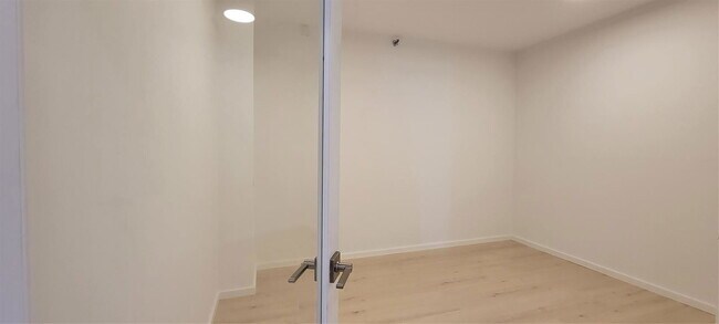Building Photo - 19355 Turnberry Way