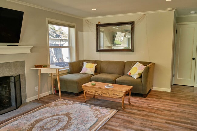 Building Photo - 9734 Dibble Ave NW