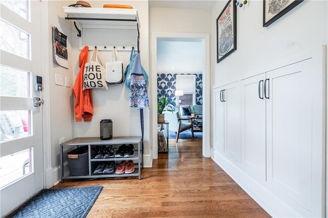 Building Photo - 360 8th St NE