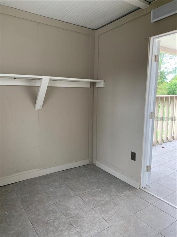Building Photo - 21818 Virginia Dr