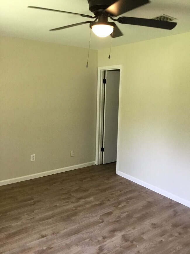 Building Photo - $500 OFF MOVE IN SPECIAL-VERY NICE BLANCHARD HOME. NORTH SHREVEPORT