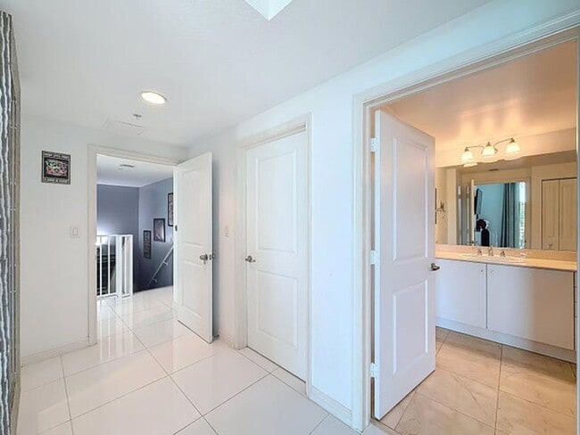 Building Photo - 450 N Federal Hwy