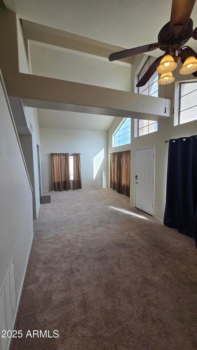 Building Photo - 18820 N 41st Dr