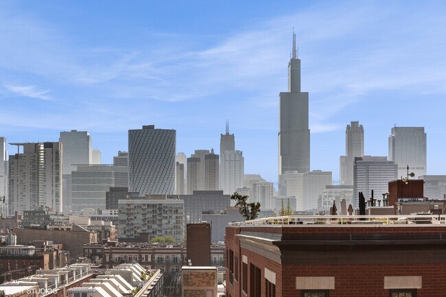 Building Photo - 1200 W Monroe St