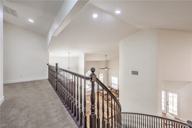 Building Photo - 5152 Forest Oaks Dr