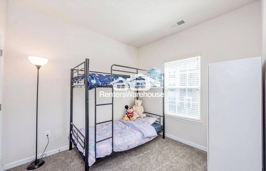 Building Photo - 9414 Paragon Ct