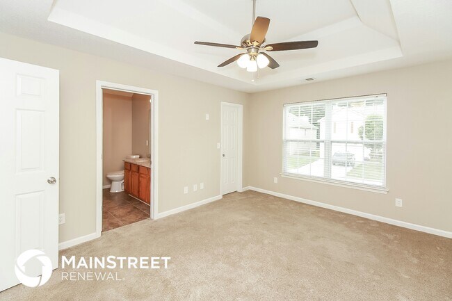Building Photo - 5888 Bluegrass View