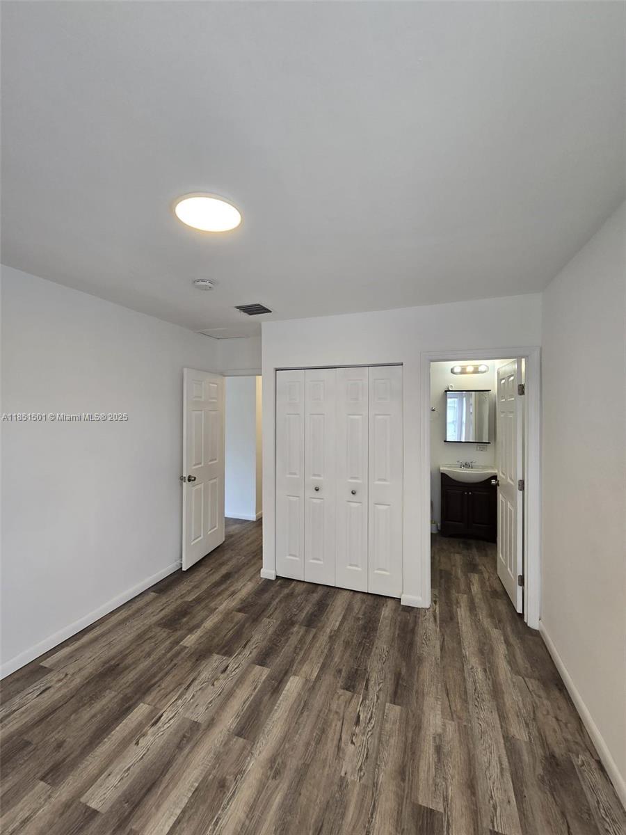 Building Photo - 330 SW 13th St
