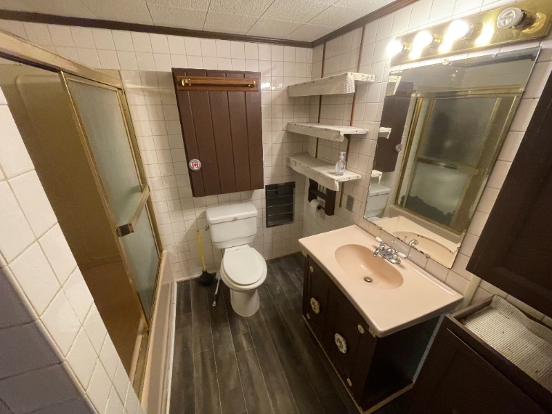 Building Photo - 17 Cherry St