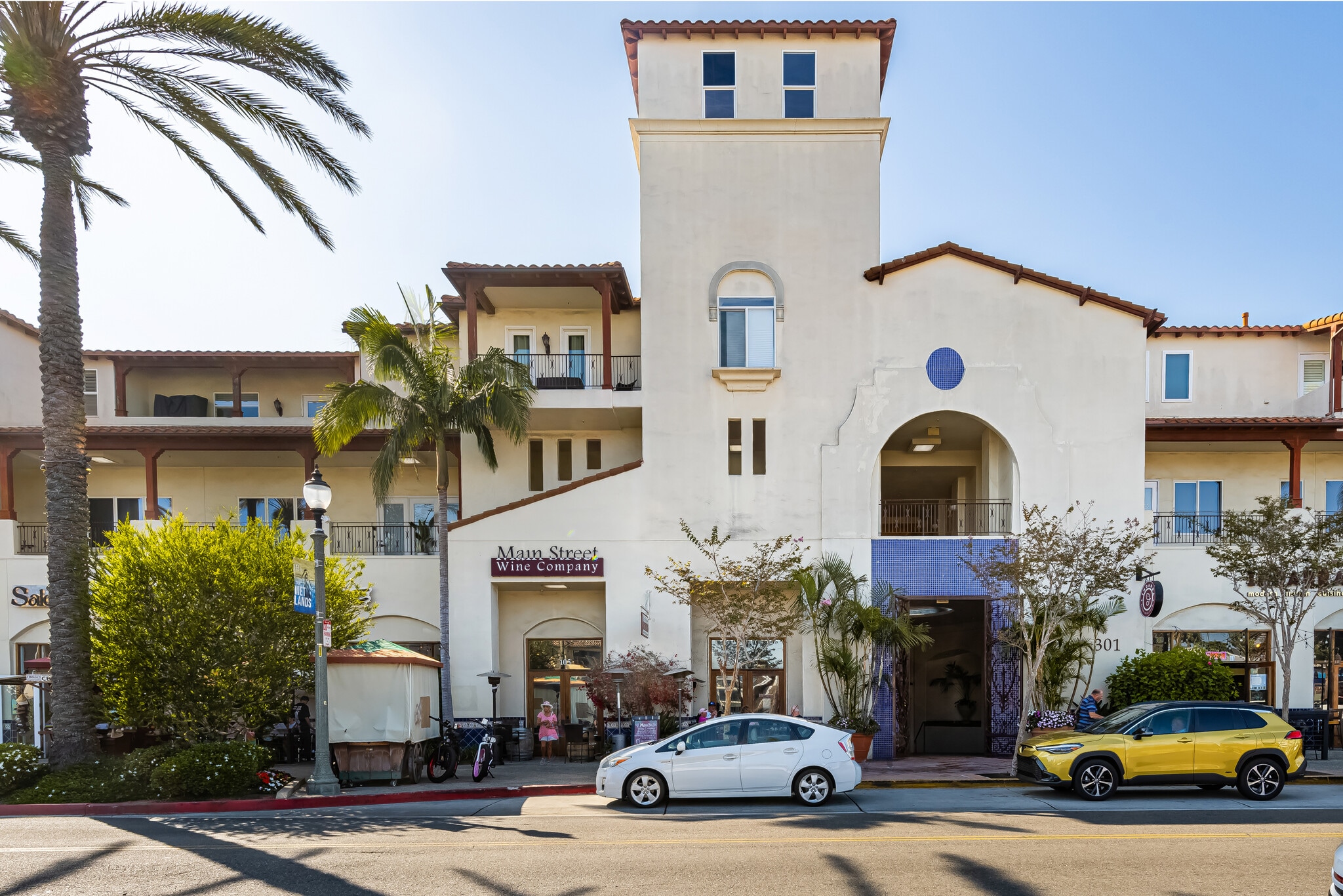 Building Photo - 340 5th St