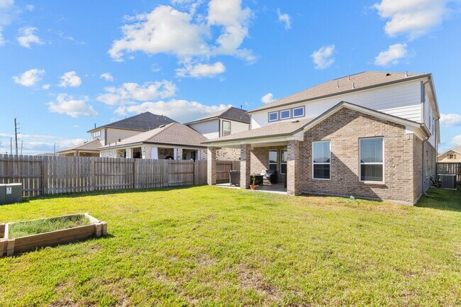 Building Photo - 8114 Vida Costa Dr