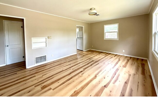 Building Photo - 1301 S Cottage Grove Ave