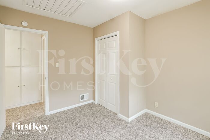 Building Photo - 109 Northview Dr