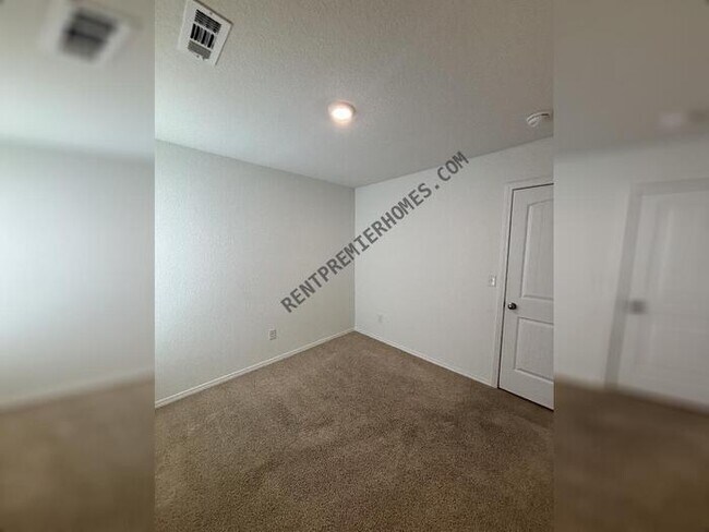Building Photo - 80 Kinley Brk Ln